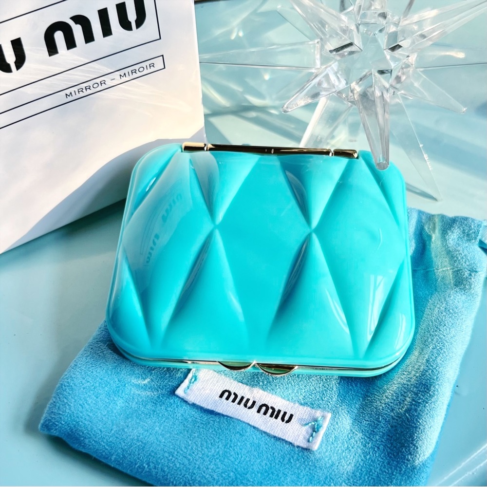 Miu Miu Tiffany Blue Quilted Compact Mirror - Picture 3 of 6